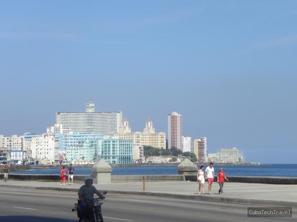 Malecon Avenue, Havana . Cuba